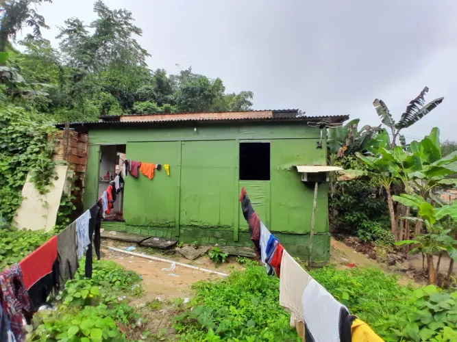 Casa venda ou troca por outra bairro Nova vitoria