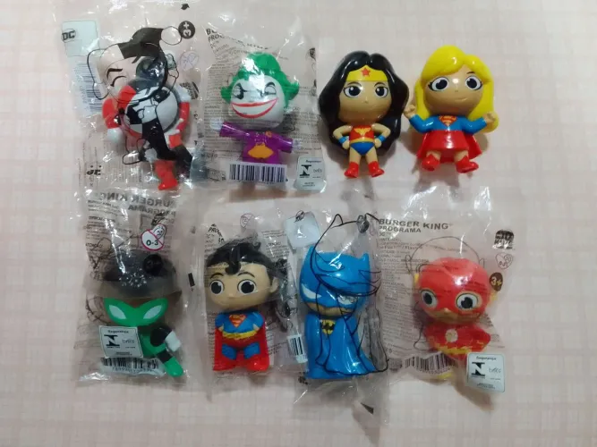 Diversão Com Diversos Brinquedos.