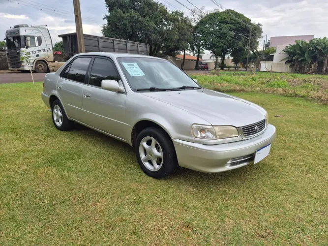Toyota Corolla XEI 1.8/1.8 Flex 16V Aut. 2002