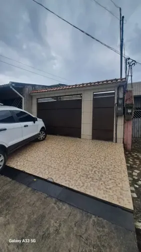 CASA À VENDA | 202M² | 5 QUARTOS SENDO 1 SUÍTE | 2 VAGAS | PONTA GROSSA ICOARACI