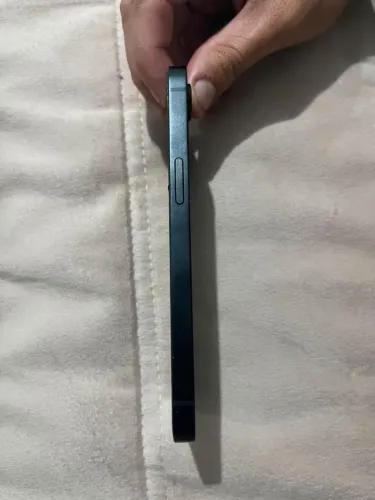 IPHONE 16e