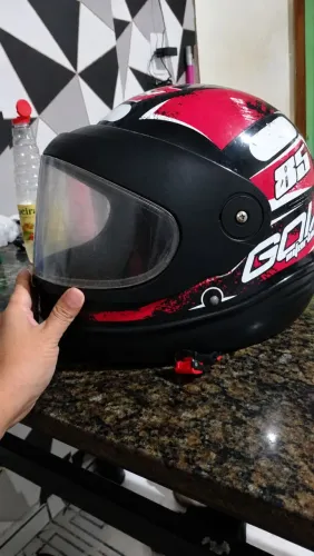 2 capacete gow clássico seminovos 160