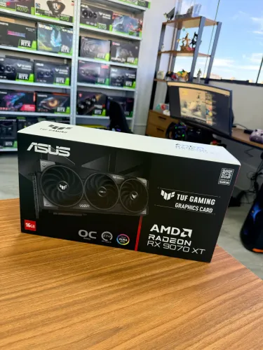 RX 9070 XT ASUS TUF LACRADA 16GB