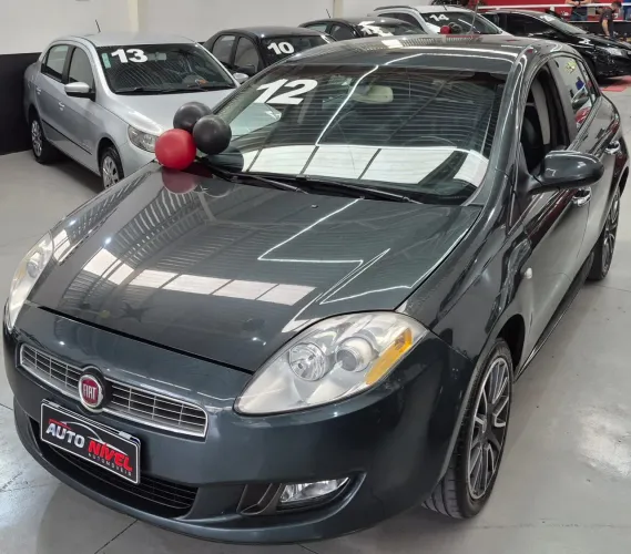 Fiat Bravo Absolute 1.8 Flex 16V 5P 2012