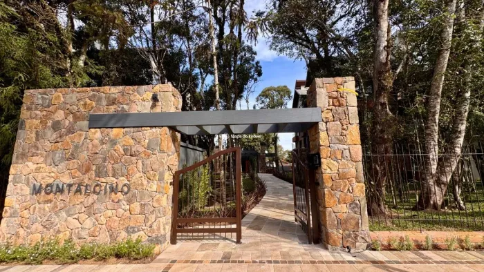 LINDO APARTAMENTO NO CONDOMÍNIO MONTALCINO EM GRAMADO!