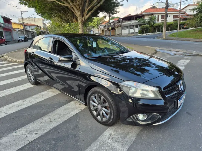 Mercedes-Benz Classe A 200 1.6 TB 16V Urban 156cv Aut. 2015