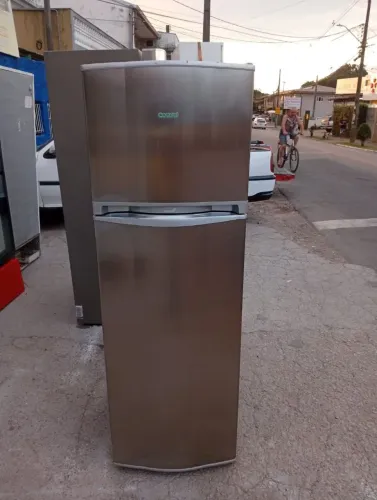 Geladeira Consul inox duplex Frost Free funcionando perfeitamente e com garantia ?