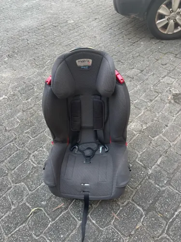 Cadeirinha de criança para carro