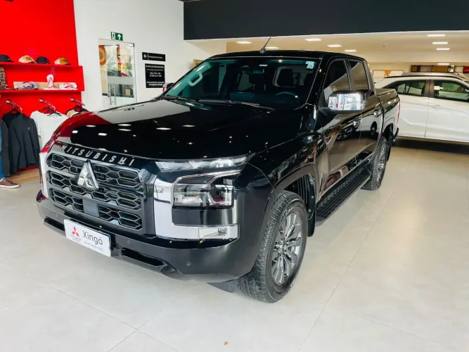 Mitsubishi TRITON HPE-S 2.4 CD 4X4 TB Diesel Aut. 2026