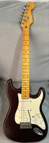 Guitarra FENDER STRATO CHINA