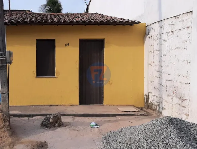 Locação de Casas / Padrão na cidade de Fortaleza