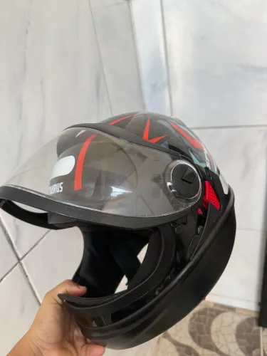 Capacete n 60 e luva