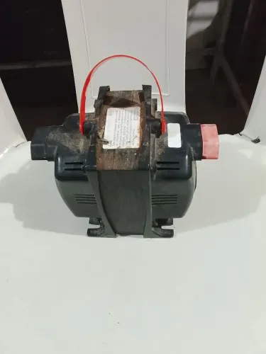 Vendo transformado 127 para 220