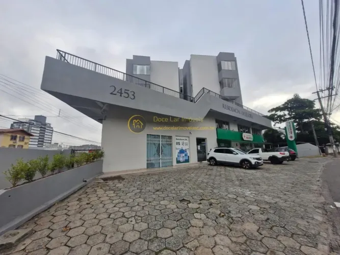 Imóvel para venda tem 87 metros quadrados com 3 quartos em Capoeiras - Florianópolis - SC