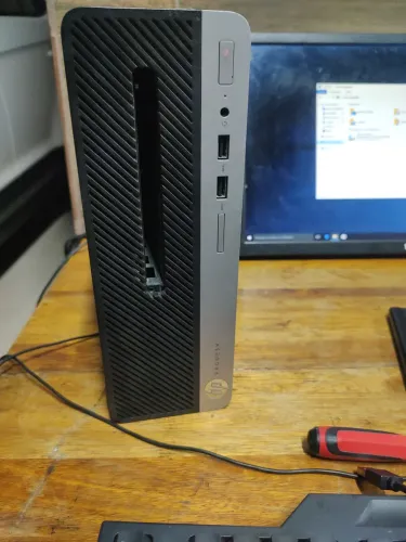 CPU Hp mini Prodesk i3 7100 com 8 gigas ddr4