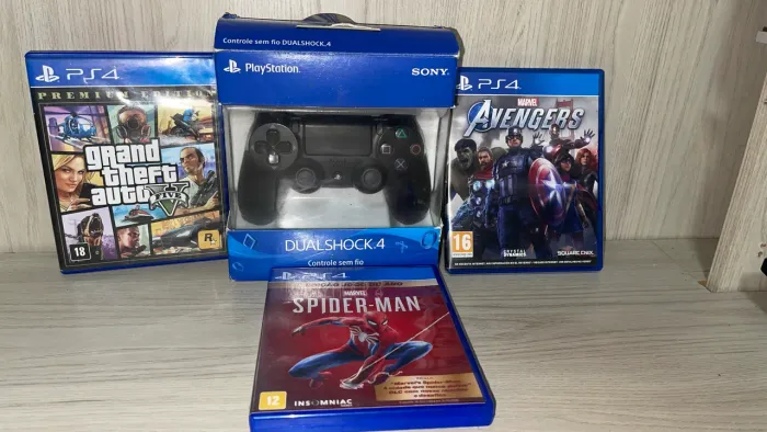 Controle PS4 + JOGOS