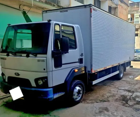 FORD CARGO 816 BAÚ