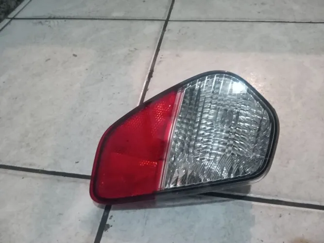 Lanterna parachoque traseiro direito Mitsubishi Outlander 18