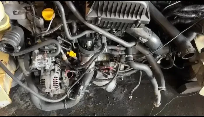 Motor renault master 2.5 ano 2013 
