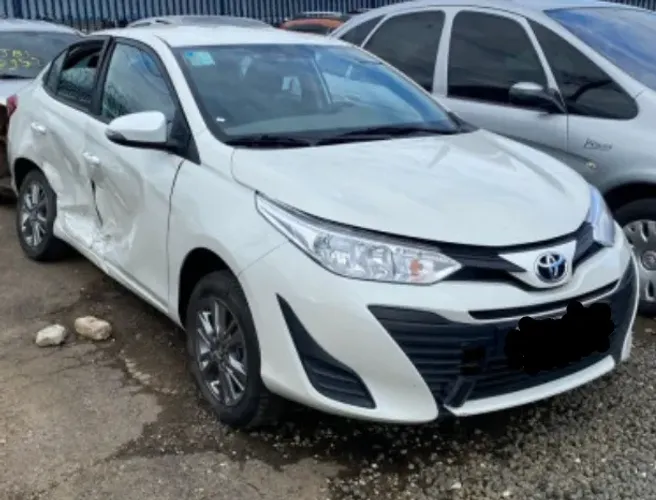 Vendo peças Toyota Yaris XL