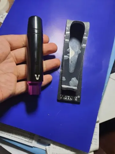 Kit de tatuagem c/ PenBest e rotativa