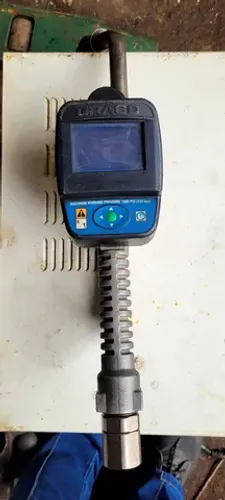 Vende se um um bico digital narca GRACO para medição  de oleo