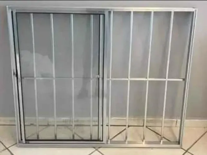 VITRO JANELA 02 FOLHAS COM GRADE - 1X1