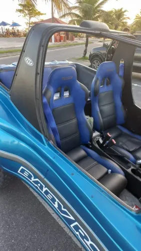 Buggy muito novo - banco esportivo