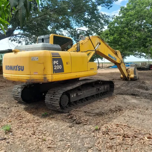 Escavadeira Hidráulica  Komatsu PC200 