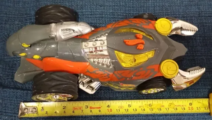 Carrinho Hot Wheels Road Rippers Extreme Action Scorpedo