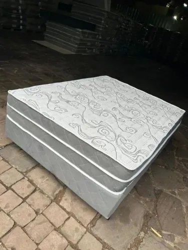 Camas De Casal Com Molas Ensacadas/Bonnel De Fábrica