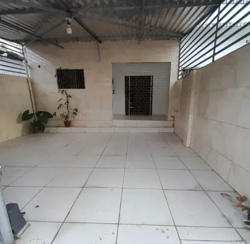 VENDO EXCELENTE CASA