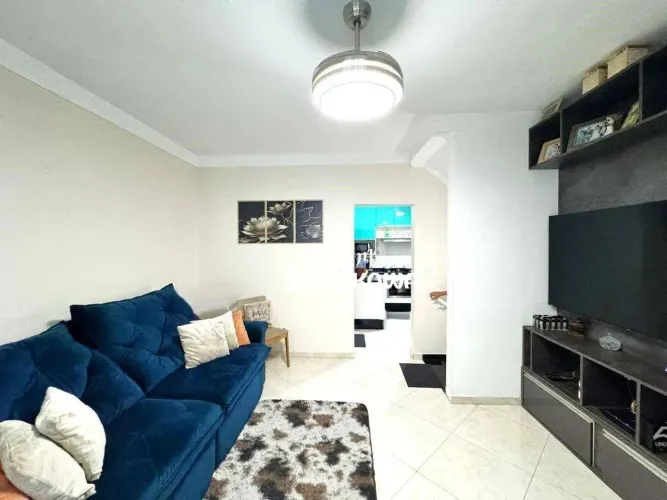 Sobrado com 3 dormitórios à venda, 130 m² por R$ 650.000,00 - Penha - São Paulo/SP