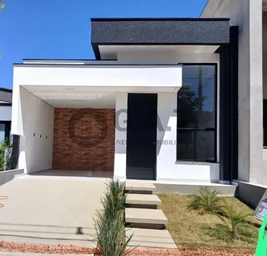Casa em Condomínio em Sorocaba-SP, Jardim Novo Horizonte: 3 Quartos, 1 Suíte, 2 Salas, 1 B