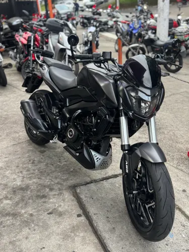 BAJAJ DOMINAR 400 