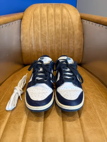 Nike Dunk Low Midnight Navy and White - 40 BR