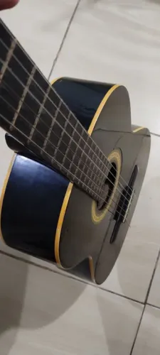 Violão Condor cordas de nylon 210 reais 