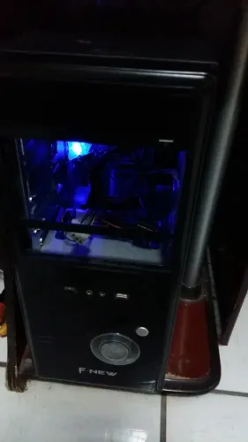 Computador PC com Processador E2140 1.60 Ghz + Memória de 4 GB DDR3