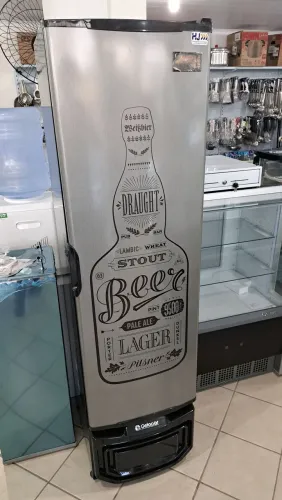 A. Cervejeira industrial Gelopar slim 