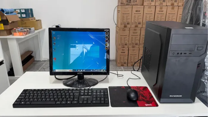 Pc completo i3 2100 4gb Ssd 128 monitor 15