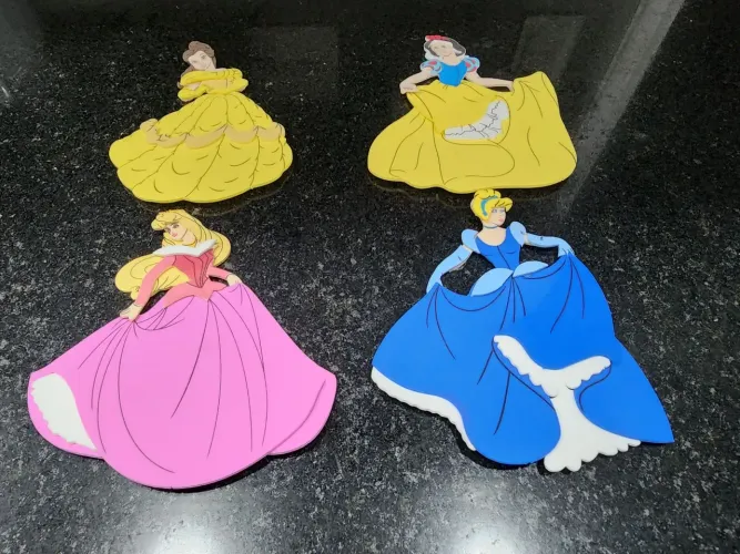 Kit 4 Princesas Disney em EVA impresso detalhes 3d- Colecionáveis