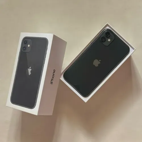 iPhone 11 128GB (Preto)