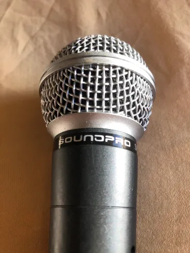 Microfone SoundPro 
