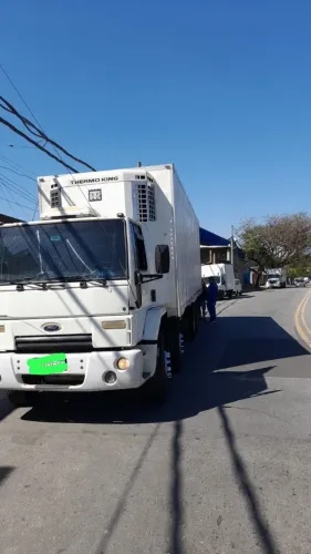 BITRUCK FORD CARGO -2428e -  ANO 2010/11 - VENDO E ACEITO TROCA