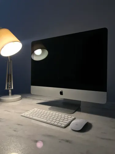 iMac 21.5 " TELA RETINA 4K IMPECÁVEL-IDEAL PARA DESIGN E VÍDEO 