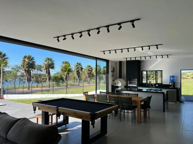 Alugo Rancho em Guaraci no Di Capri condomínio 