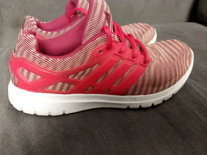 Tênis Adidas Cloudfoam