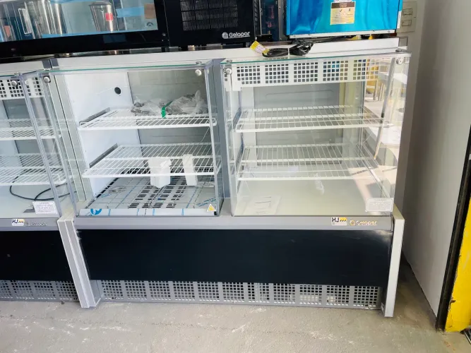 MB Vitrine dupla quente e refrigerada Gelopar 1.40