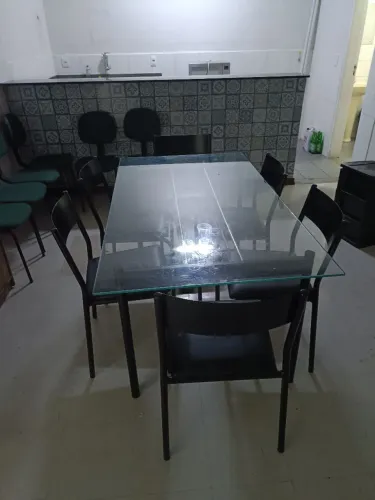 Mesa para cozinha ou refeitório