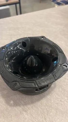Super Tweeter Bomber